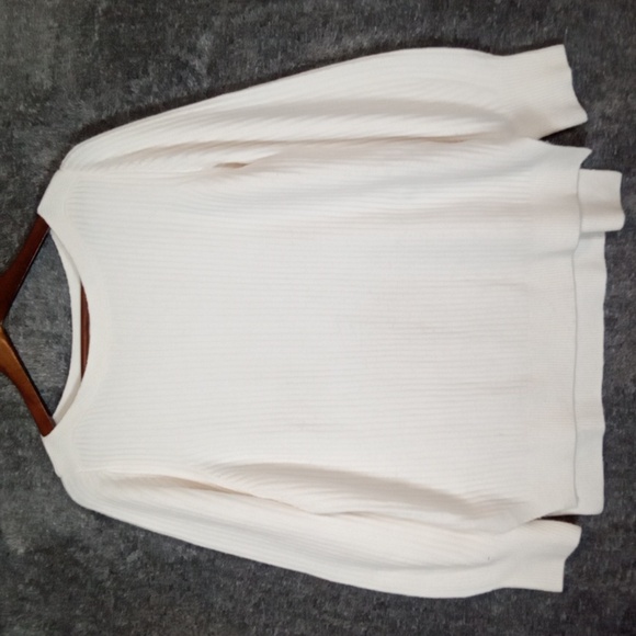 Athleta Cream Crew Neck Sweater Soft Knit Minimalist Design Merino Size Large - Picture 2 of 10